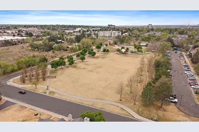 9915 E Hawaii Place, Aurora, CO 80247 - Photo 31