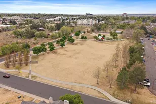 9915 E Hawaii Pl, Aurora, CO 80247 - Photo 31