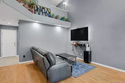 858 S Granby Circle, Aurora, CO 80012 - Photo 3