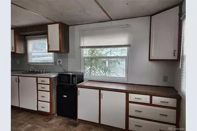 951 17 Avenue, Longmont, CO 80501 - Photo 7