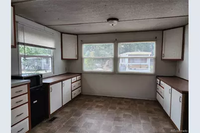 951 17 Avenue, Longmont, CO 80501 - Photo 5