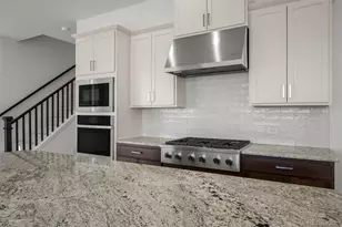 4555 Peak Crst Vw, Colorado Springs, CO 80918 - Photo 5