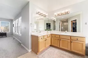 182 N De Gaulle St, Aurora, CO 80018 - Photo 15