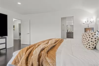 2551 N York Street, Denver, CO 80205 - Photo 17