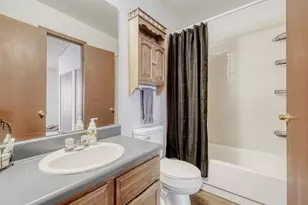 6944 W Mississippi Ave, Lakewood, CO 80226 - Photo 17