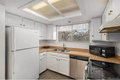 13339 E Idaho Place, Aurora, CO 80012 - Photo 11