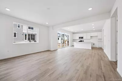 489 S Salida Street, Aurora, CO 80017 - Photo 5