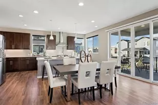 8872 Southurst St, Littleton, CO 80129 - Photo 9