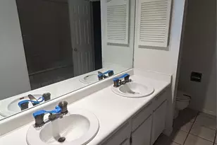 2002 S Worchester Way, Aurora, CO 80014 - Photo 13