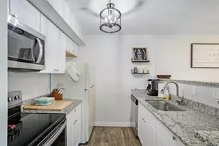 5770 E Warren Ave, Denver, CO 80222 - Photo 13