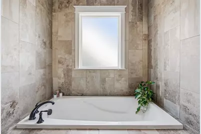 6082 Chester Street, Denver, CO 80238 - Photo 23