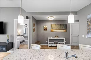 2001 Lincoln St, Denver, CO 80202 - Photo 9