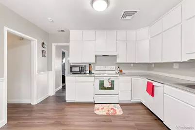708 Zion Street, Aurora, CO 80011 - Photo 7