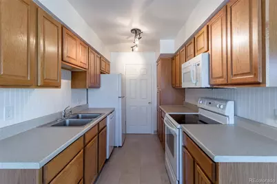 9957 Croke Drive, Denver, CO 80260 - Photo 9
