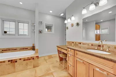 1012 S Addison Way, Aurora, CO 80018 - Photo 21