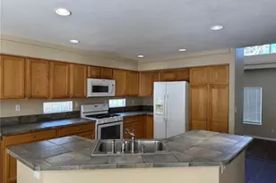 4892 Waldenwood Dr, Highlands Ranch, CO 80130 - Photo 3