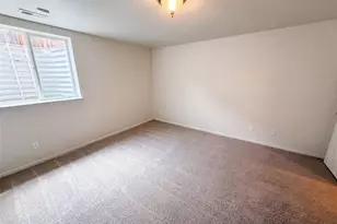 2802 S Ireland Way, Aurora, CO 80013 - Photo 23