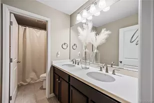 27746 E Frost Pl, Aurora, CO 80016 - Photo 27