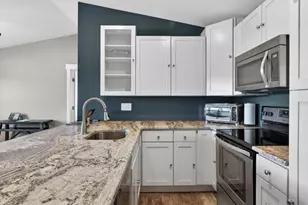 18274 W 58th Pl, Golden, CO 80403 - Photo 3