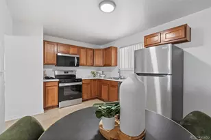 5544 Zion Ct, Denver, CO 80239 - Photo 9