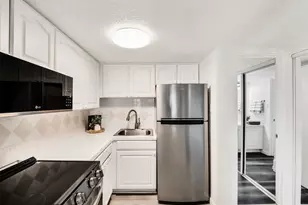 655 N Pearl St, Denver, CO 80203 - Photo 13