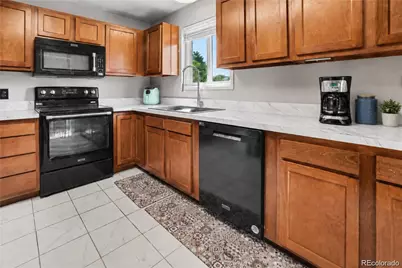 1092 S Iris Street, Lakewood, CO 80226 - Photo 3