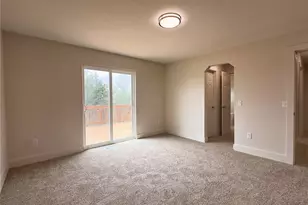 5128 Columbus Wy, Denver, CO 80239 - Photo 9