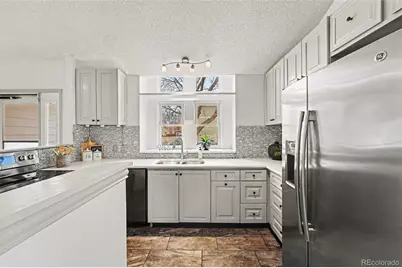 10289 Halleys Way, Littleton, CO 80125 - Photo 7