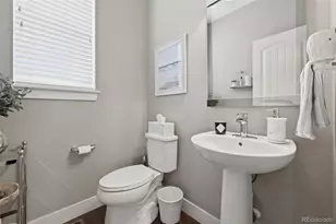 8023 S Eaton Park Ct, Aurora, CO 80016 - Photo 27