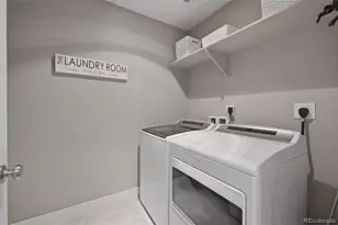 8023 S Eaton Park Ct, Aurora, CO 80016 - Photo 21