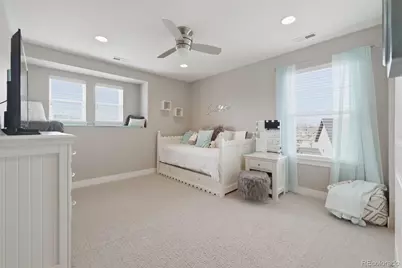 8023 S Eaton Park Court, Aurora, CO 80016 - Photo 17