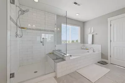 8023 S Eaton Park Court, Aurora, CO 80016 - Photo 11