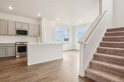 5433 N Eaton Park Way, Aurora, CO 80019 - Photo 7