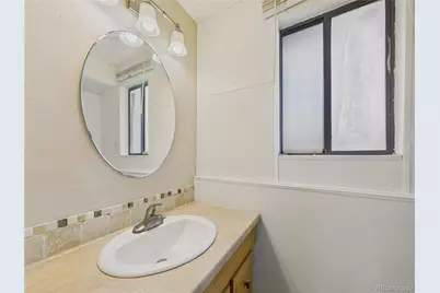 1740 S Ouray Court, Aurora, CO 80017 - Photo 19