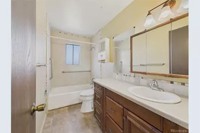 1740 S Ouray Court, Aurora, CO 80017 - Photo 27