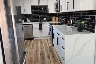 556 Empire St, Aurora, CO 80010 - Photo 7