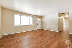 432 S Potomac Cir, Aurora, CO 80012 - Photo 3