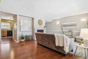 7178 E Bentley Cir, Centennial, CO 80112 - Photo 3