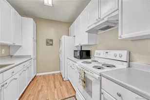 14313 E 1st Dr, Aurora, CO 80011 - Photo 11