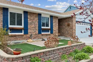 1909 Sandhurst Dr, Castle Rock, CO 80104 - Photo 3