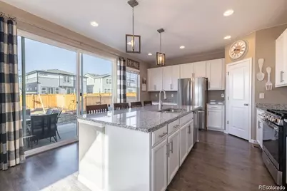 27827 E 8th Avenue, Aurora, CO 80018 - Photo 9