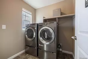 27827 E 8th Ave, Aurora, CO 80018 - Photo 23
