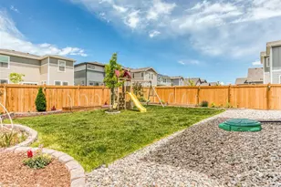 27827 E 8th Ave, Aurora, CO 80018 - Photo 27