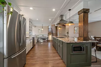 3272 S Wabash Court, Denver, CO 80231 - Photo 9