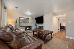 3272 S Wabash Ct, Denver, CO 80231 - Photo 17