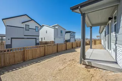 4709 N Valdai Court, Aurora, CO 80019 - Photo 19