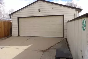 2209 Macon St, Aurora, CO 80010 - Photo 17