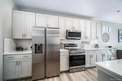 10052 Salem Court, Commerce City, CO 80022 - Photo 3
