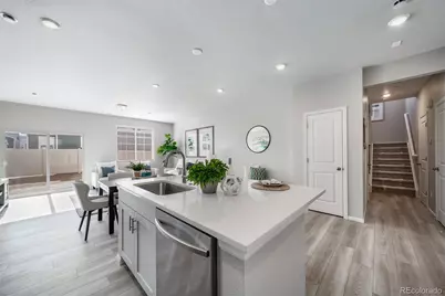 10052 Salem Court, Commerce City, CO 80022 - Photo 13