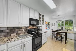 21965 E Irish Dr, Aurora, CO 80016 - Photo 5